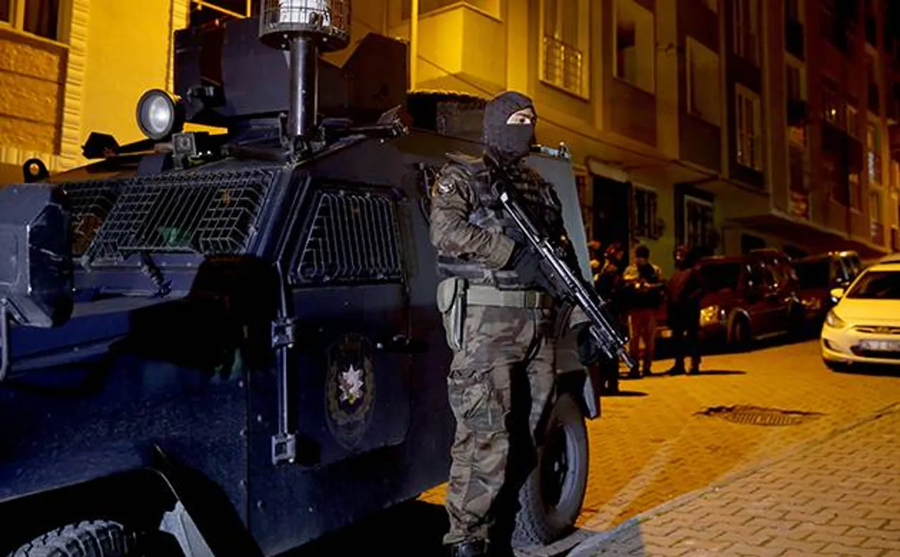 Christmas carnage: Istanbul police detain 8 suspects over nightclub attack