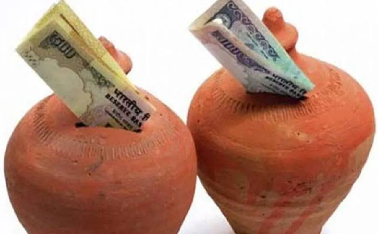 Government keeps interest rates on small savings unchanged for Jan-Mar