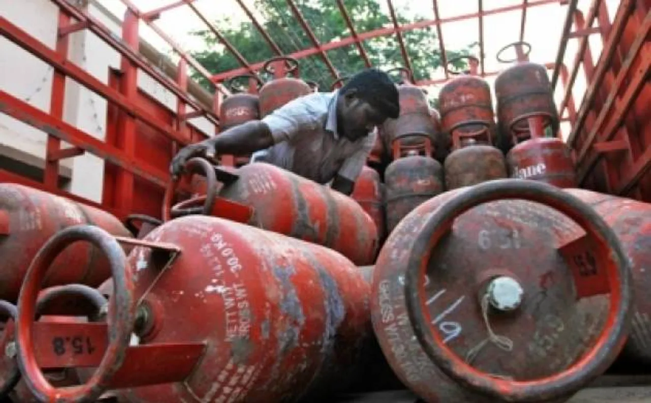 Now, get Rs 5 discount on online payment of LPG cylinder