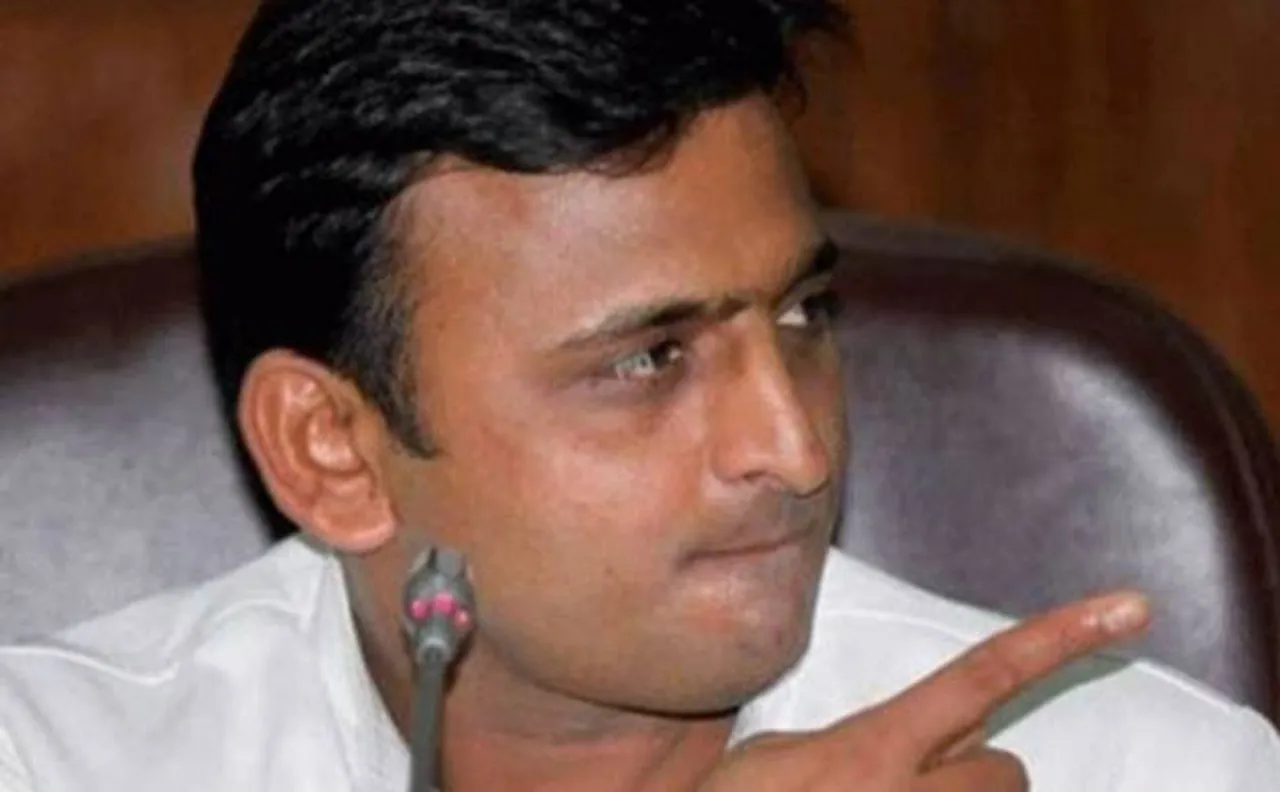 Upset over SP tussle, 9-year-old 'Akhilesh fan' consumes poison in Delhi
