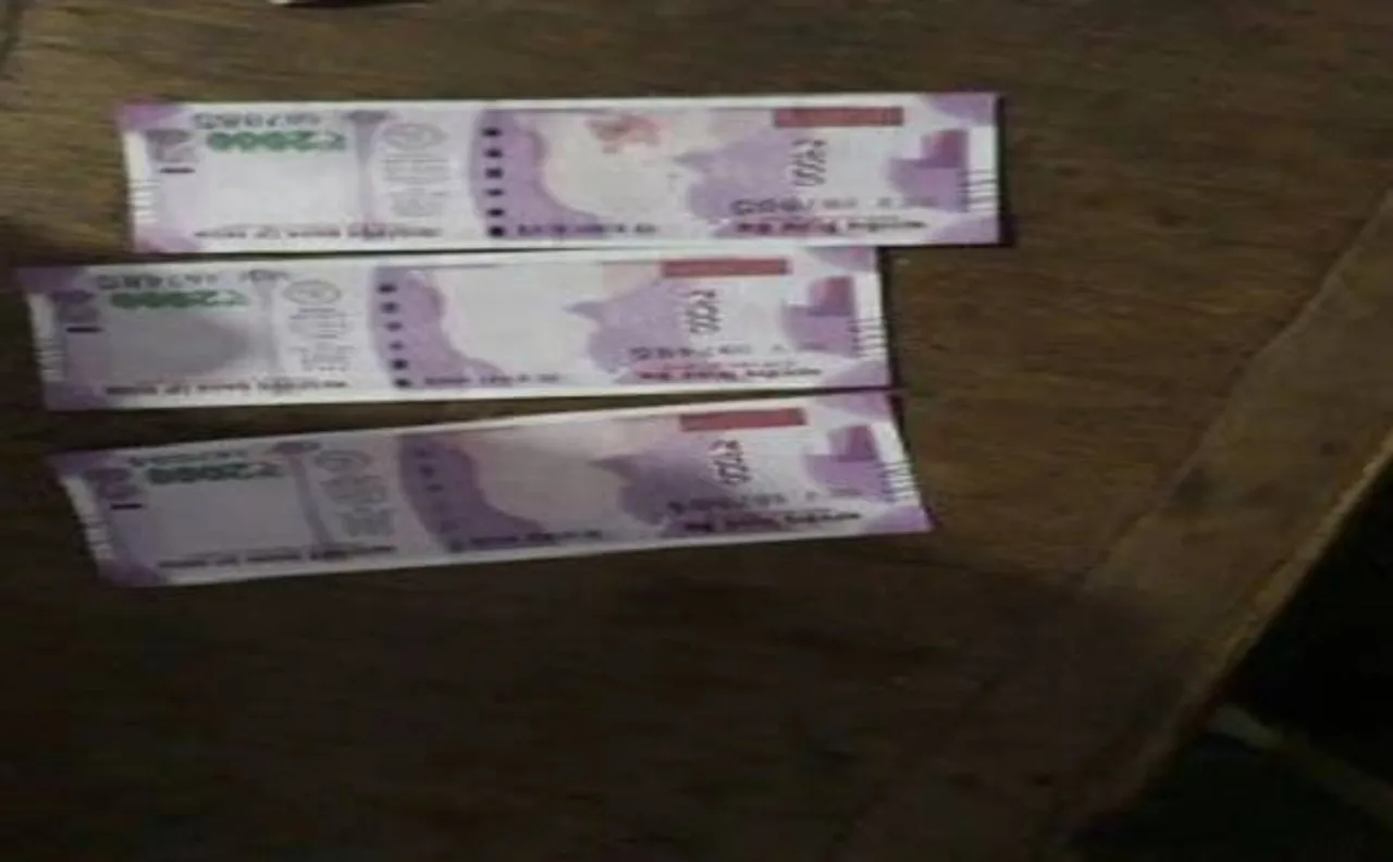 Currency chaos: MP farmers get 'genuine' Rs 2,000 notes without Mahatma Gandhi image   