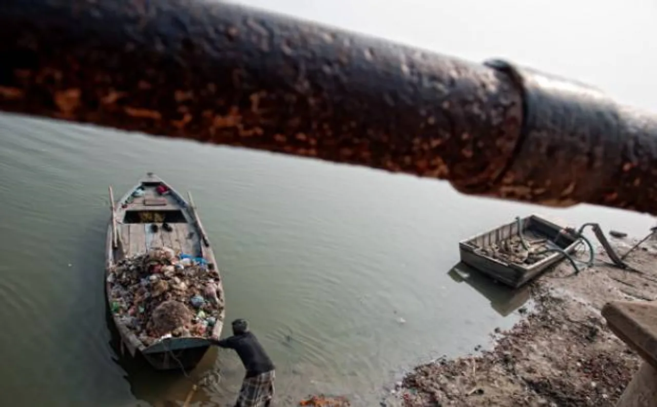 NGT issue showcause notice to UP over reckless garbage dumping near river Ganga