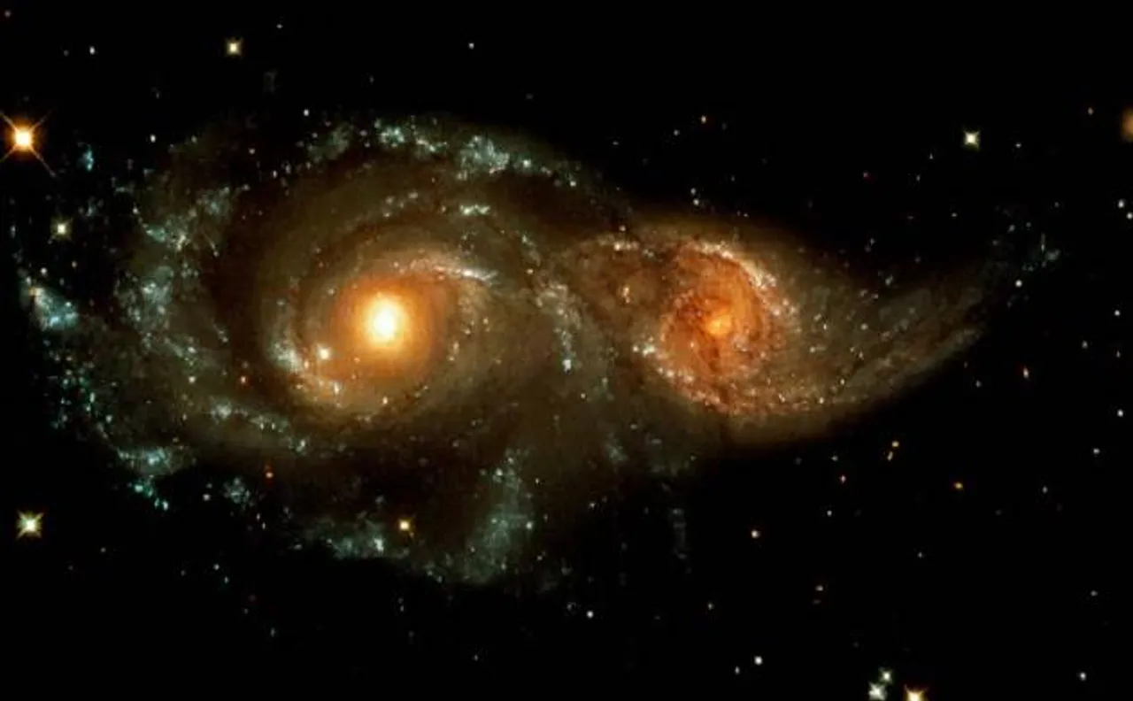 For the first time astronomers discover powerful 'cosmic double whammy'