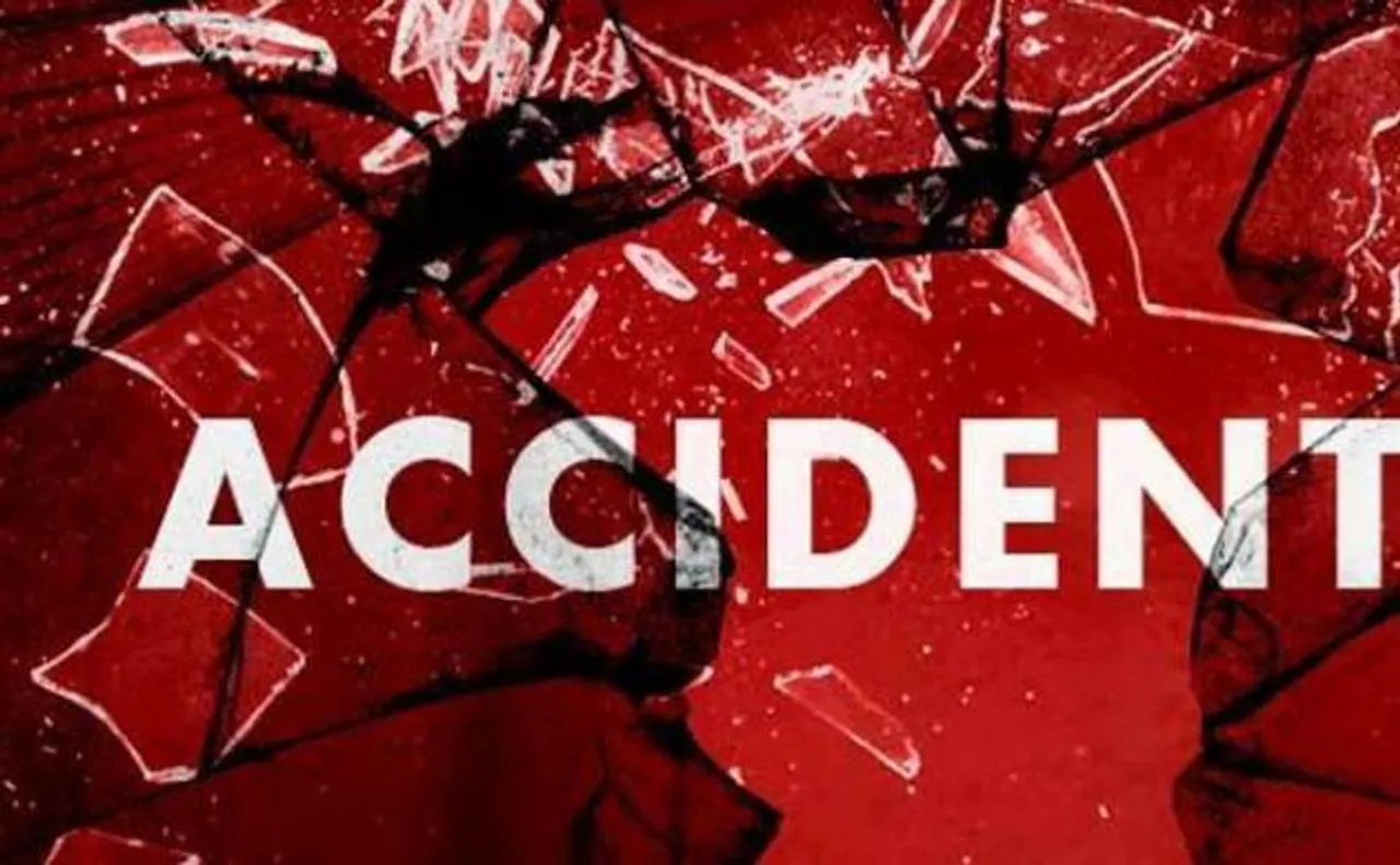 Four passengers killed in mishap in Howrah