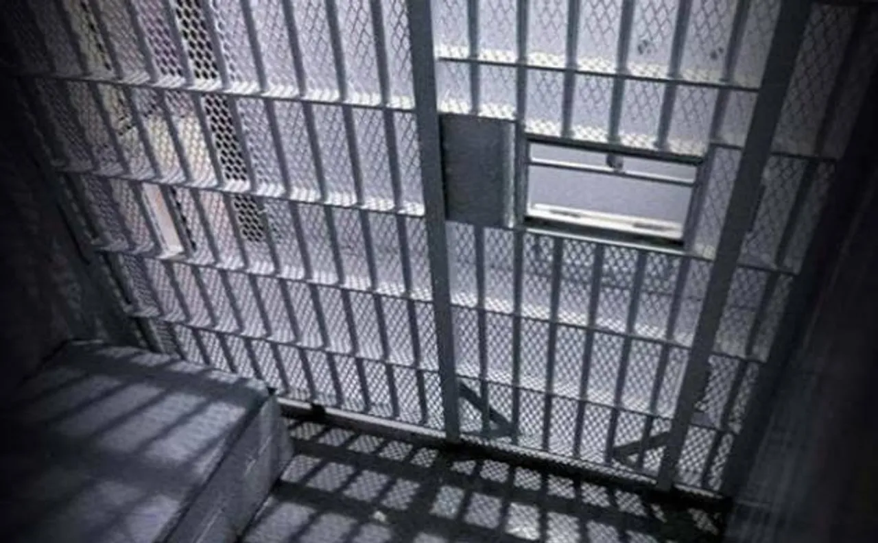 33 jail inmates killed in Brazil prison gang war