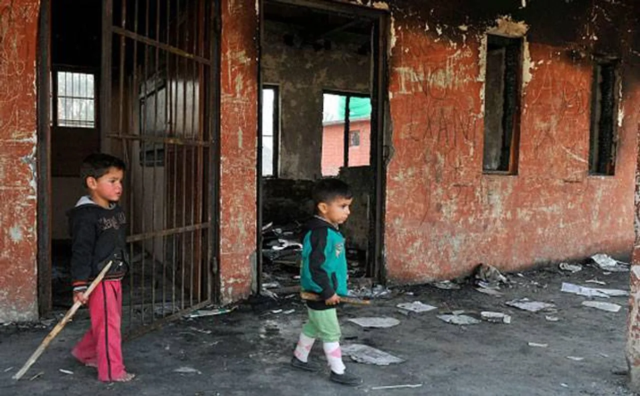 'Irreversible loss' to students due to Kashmir unrest: Economic Survey report