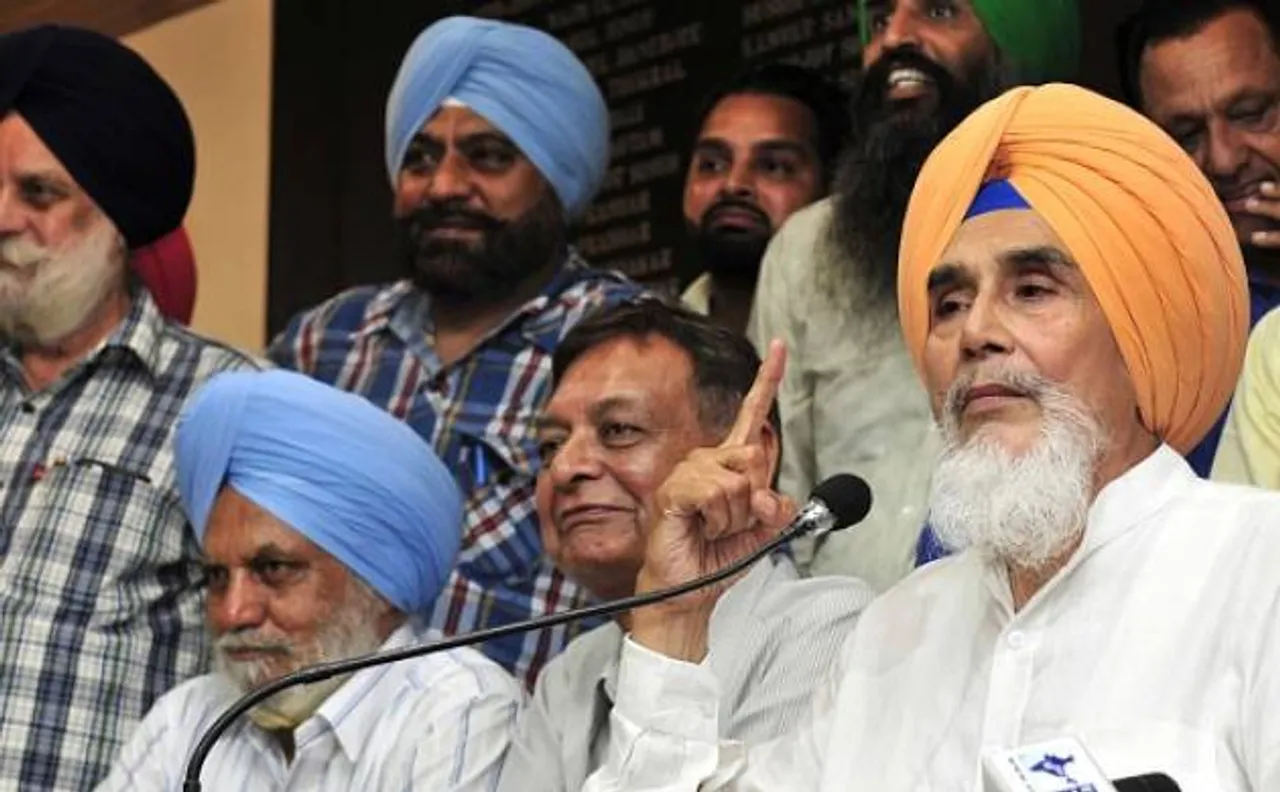 Former AAP leader Sucha Singh Chhotepur floats new party with cricket batsman as party symbol 