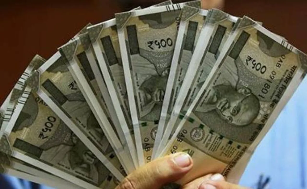 Demonetisation woes: Man gets Rs 500 notes with one-side blank from ATM in MP