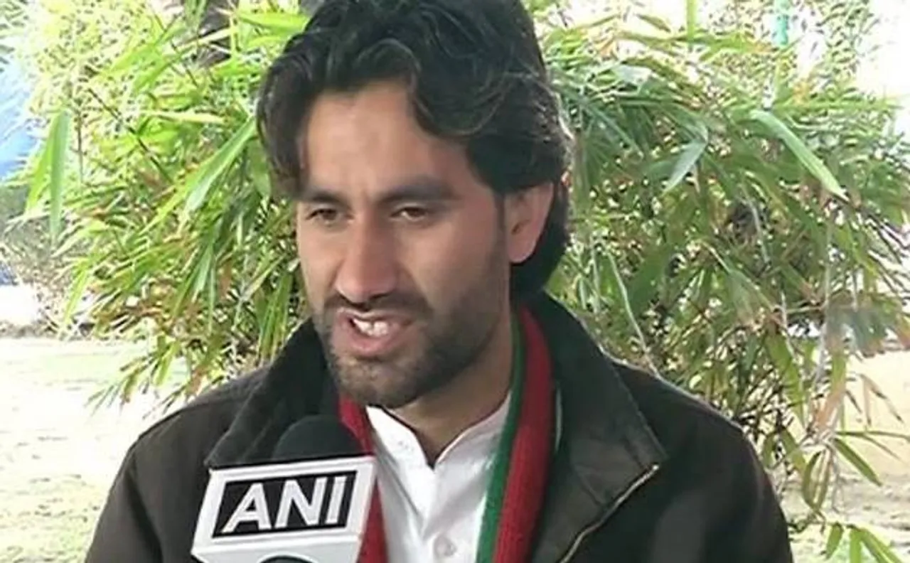 Pakistan Army bulldozed several of our houses, looted markets and raped women: Pashtun activist