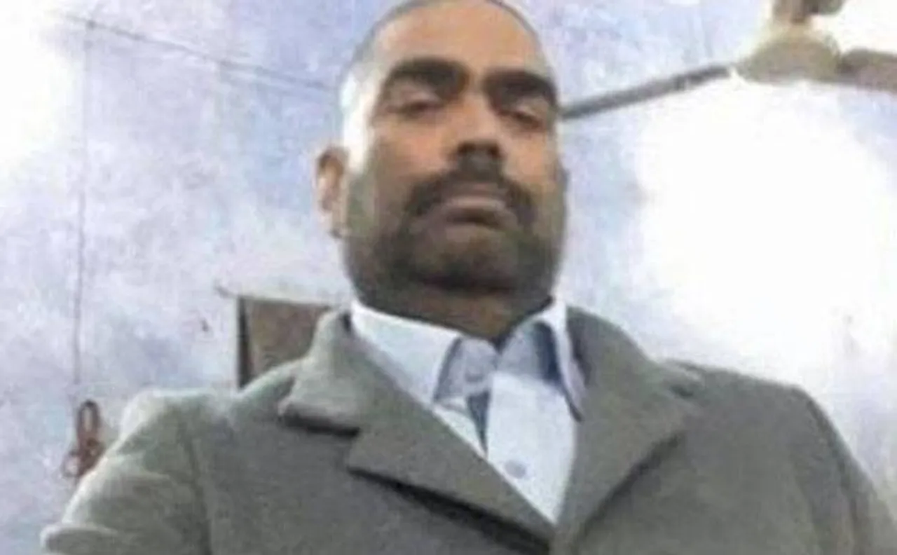 FIR against RJD leader Shahabuddin after selfie taken inside Siwan prison goes viral