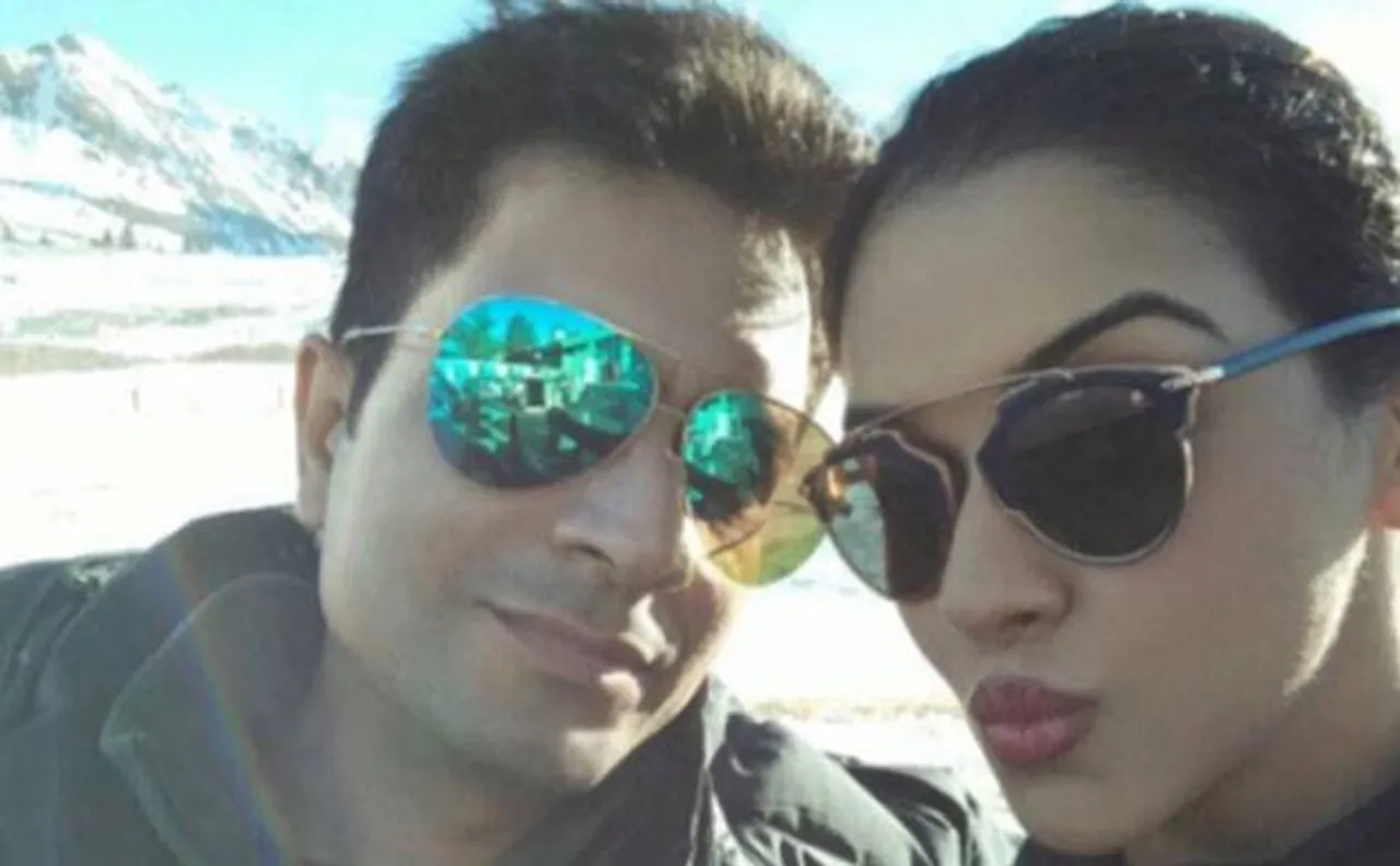 On their first wedding anniversary, Rahul Sharma shares heartfelt message for Asin 