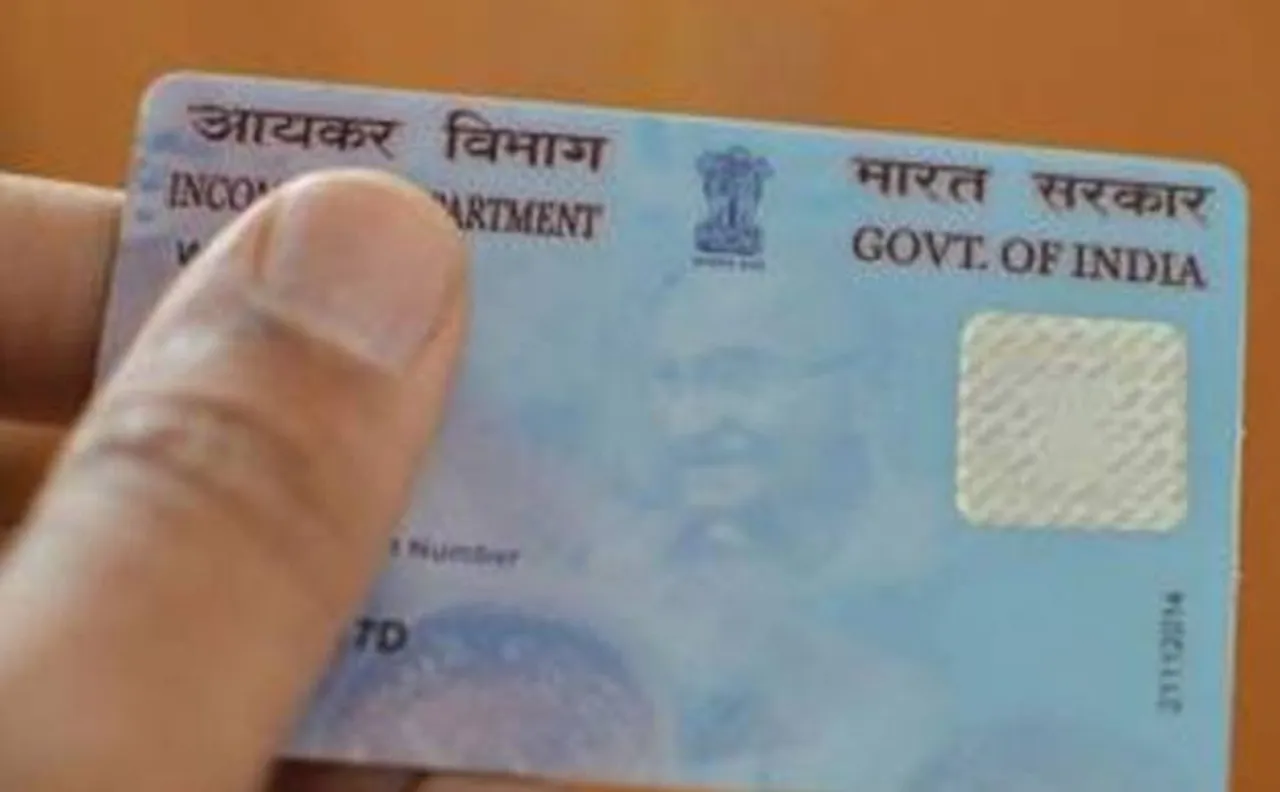 Budget 2017: Govt may bring down PAN quoting limit on cash transactions to Rs 30,000 from Rs 50,000