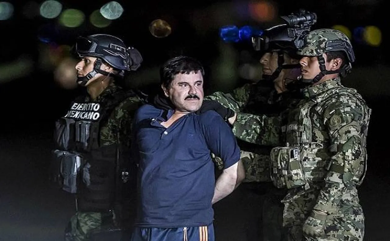 Mexican drug kingpin Jaoquin 'El Chapo' extradited to US