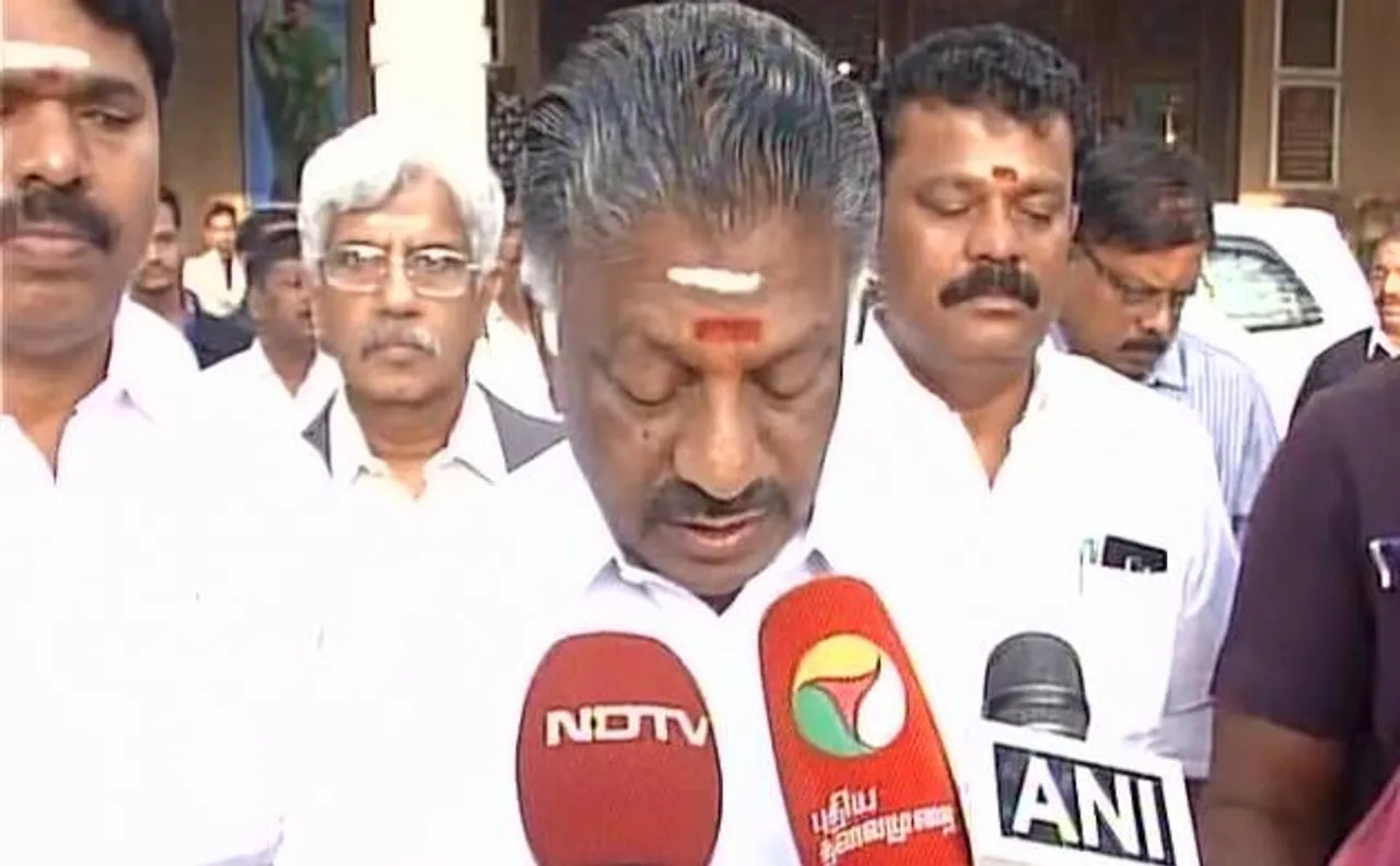 Jallikattu row: Tamil Nadu to issue ordinance to ensure lift ban on bull sport 