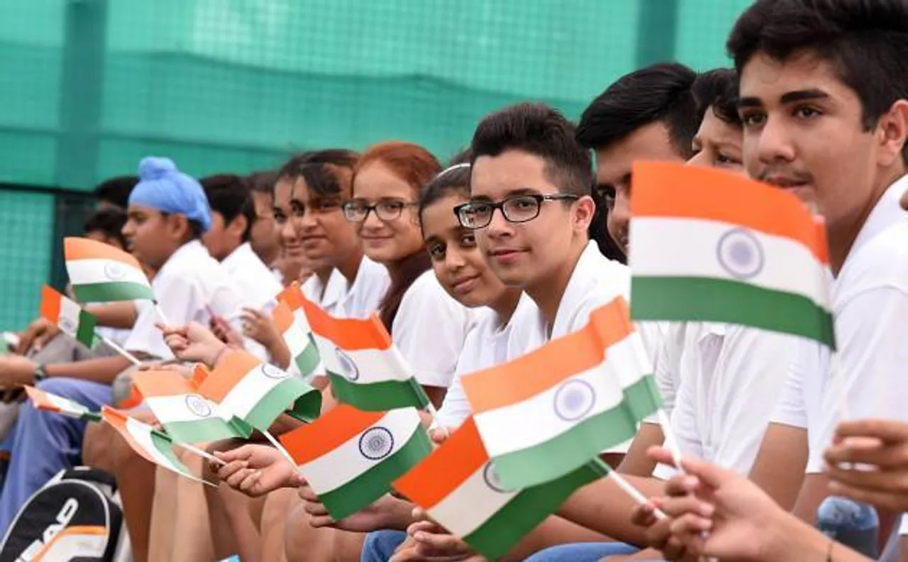3.5 lakh people set new world record by singing National Anthem in Gujarat's Rajkot district