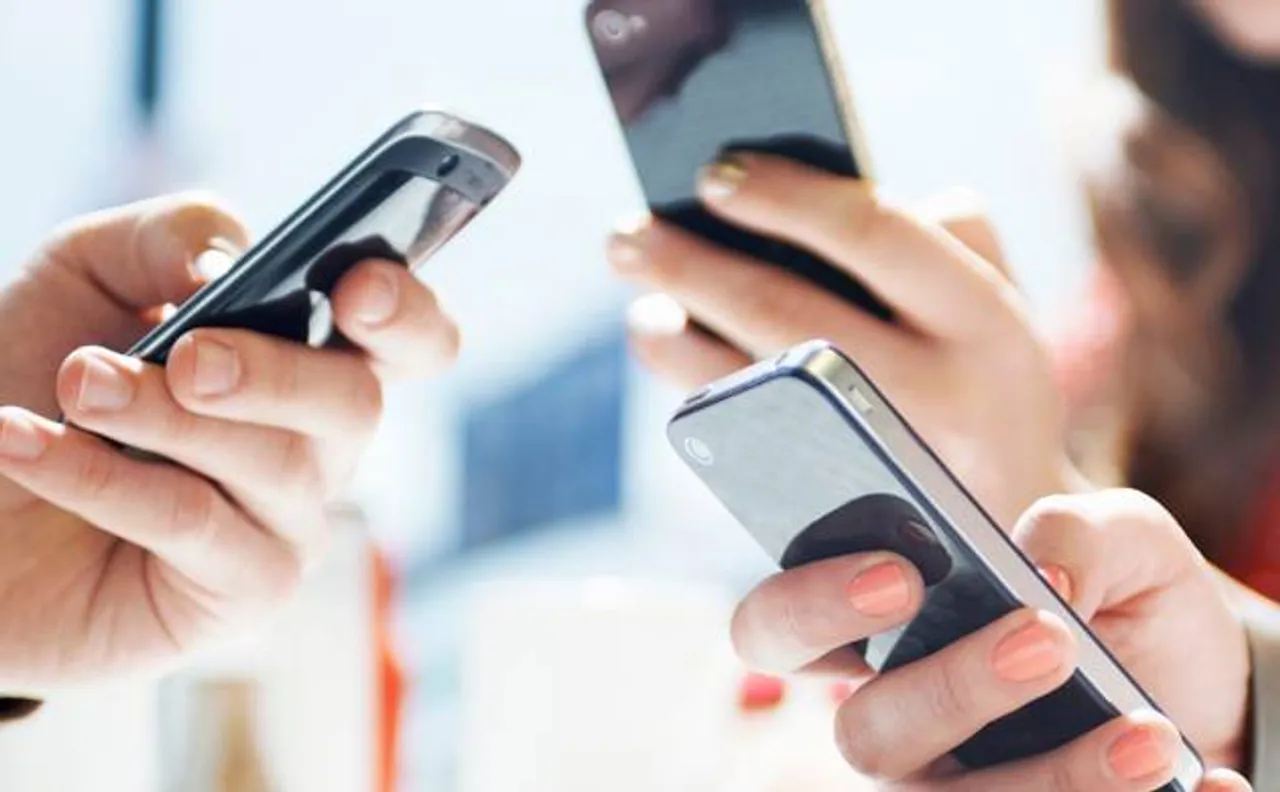 Centre to notify SC about steps to keep a check on mobile users