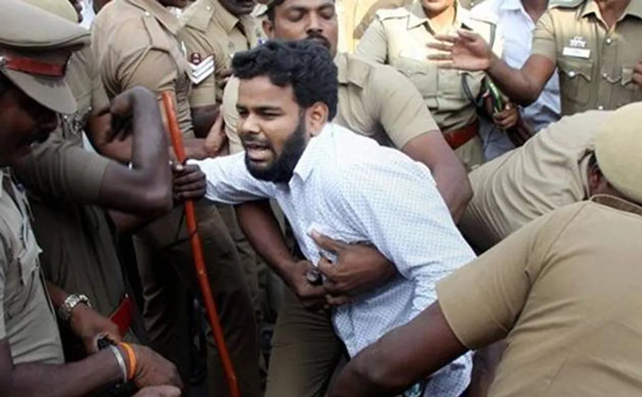 Jallikattu row: NHRC notice to Tamil Nadu authorities over alleged police excesses on protesters
