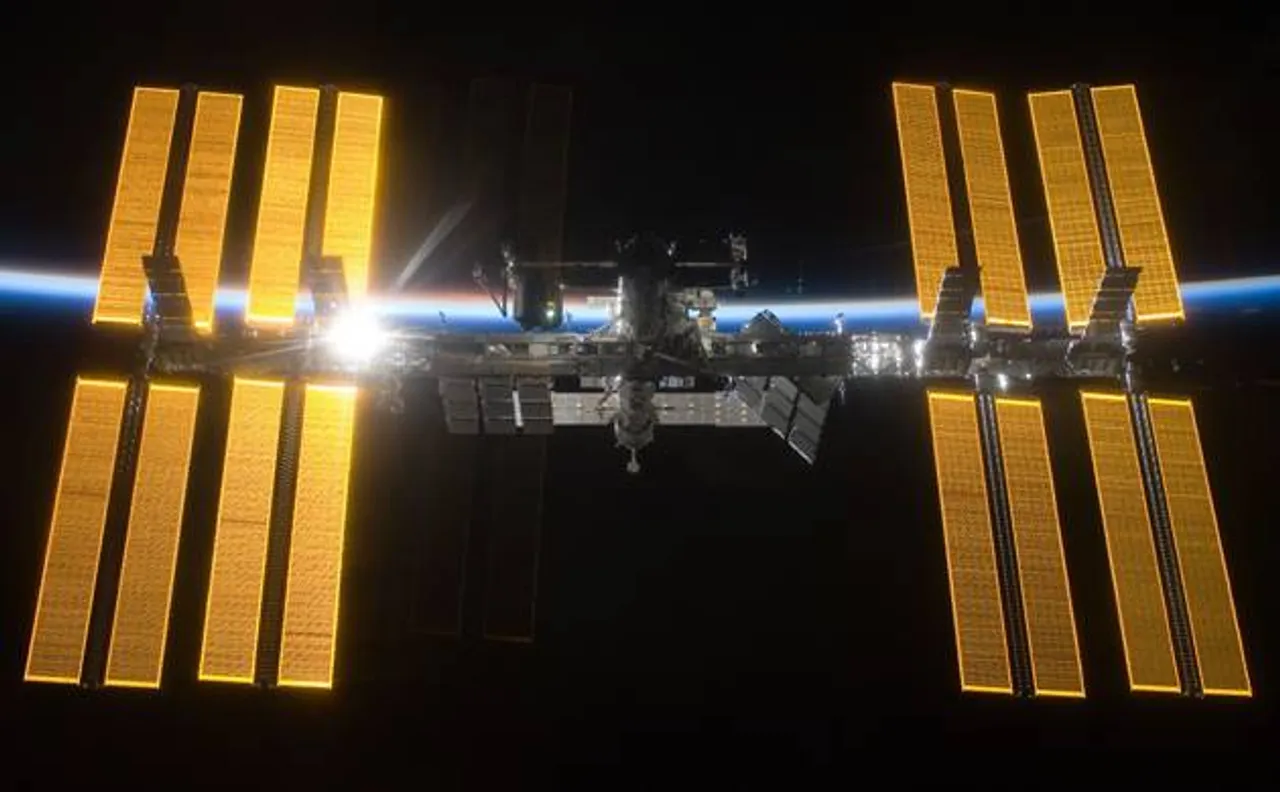International Space Station sighting: Go out for a stroll and spot a bright thing in the sky