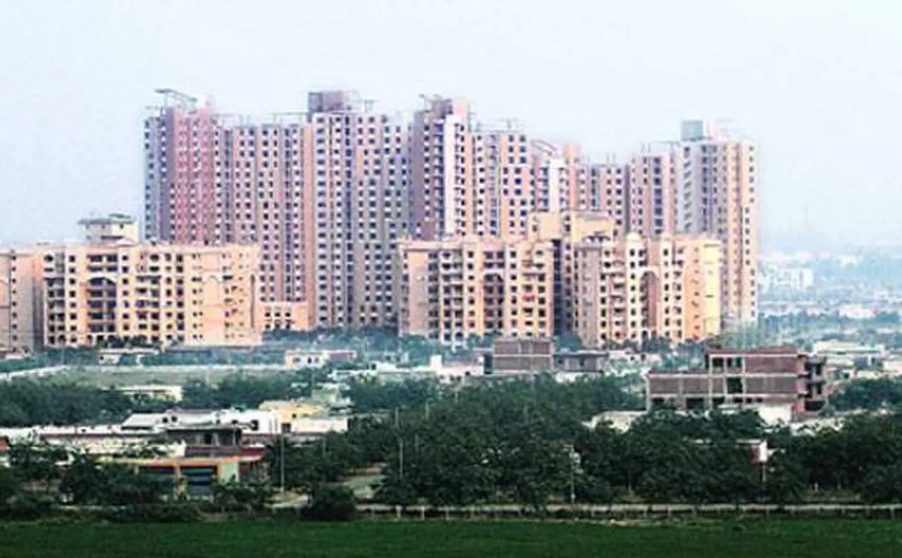 Property sales expected to dip at least 20-30 percent in 2017 amid sluggish demand: Fitch 