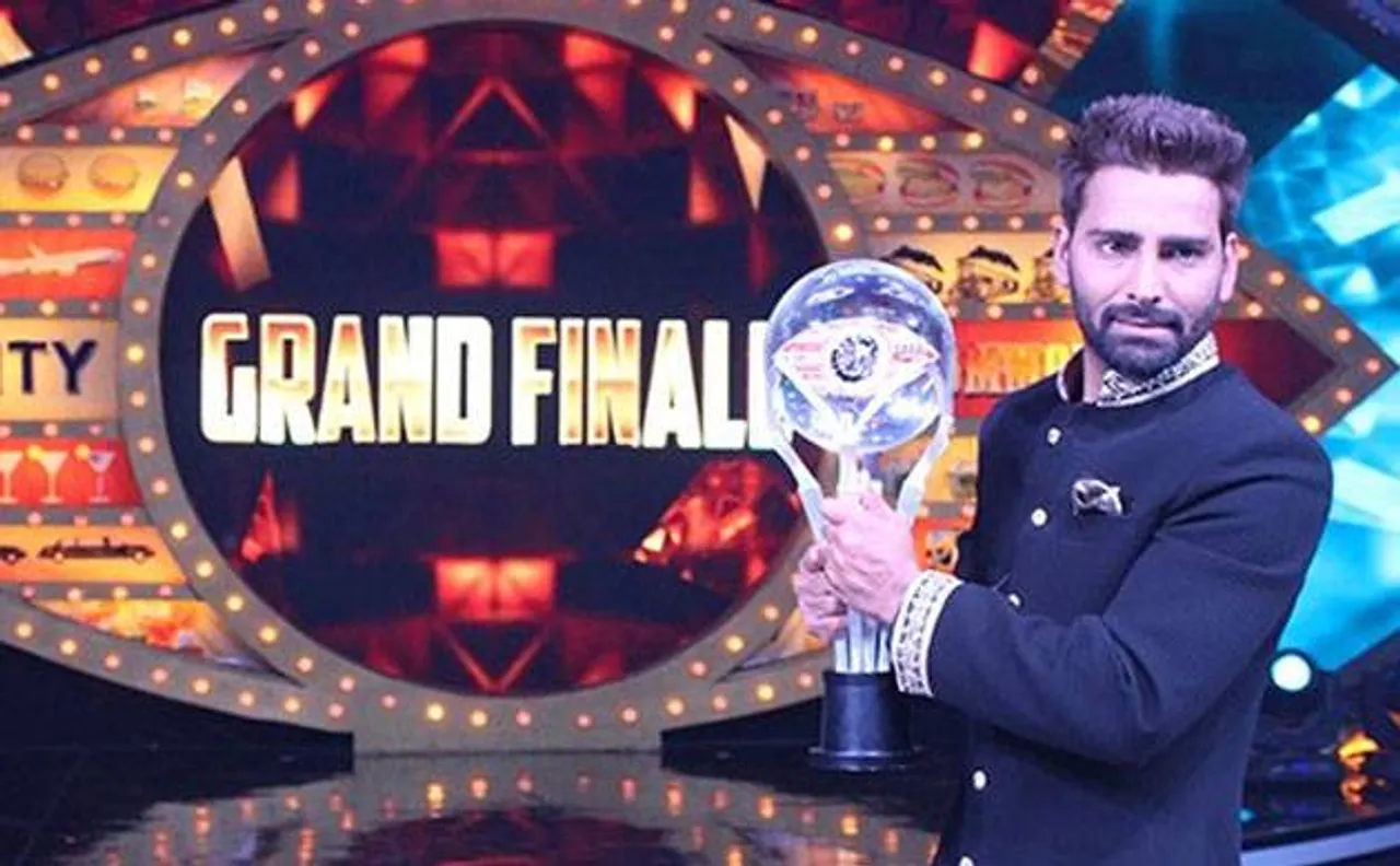Bigg Boss 10 finale: Manveer Gurjar bags winner's trophy in Salman Khan's show