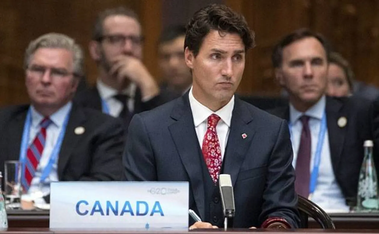 Quebec City mosque shooting: six dead as Canada PM Justin Trudeau condemns 'terrorist attack'