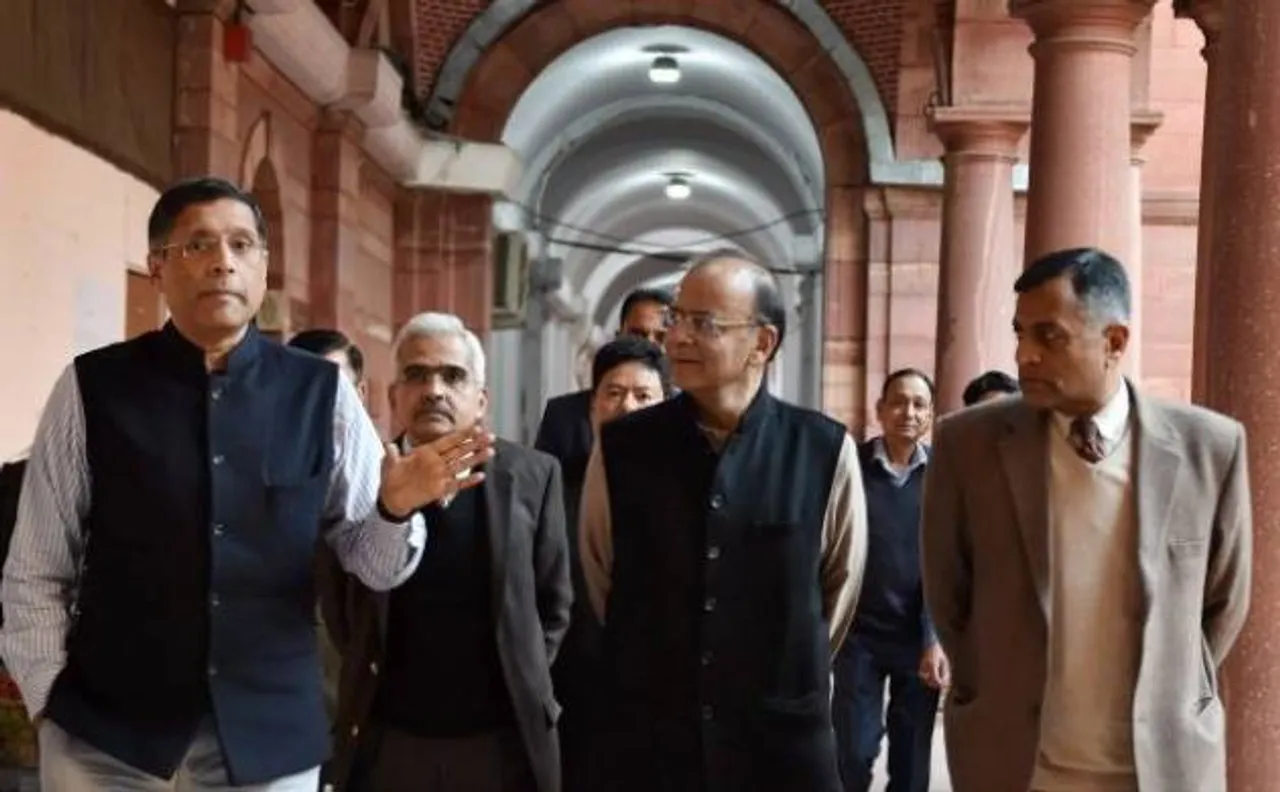 Budget 2017-18: FM Jaitley to present his 4th budget amid strong headwinds on Feb 1; tax sops, populist schemes likely to soften currency ban blow
