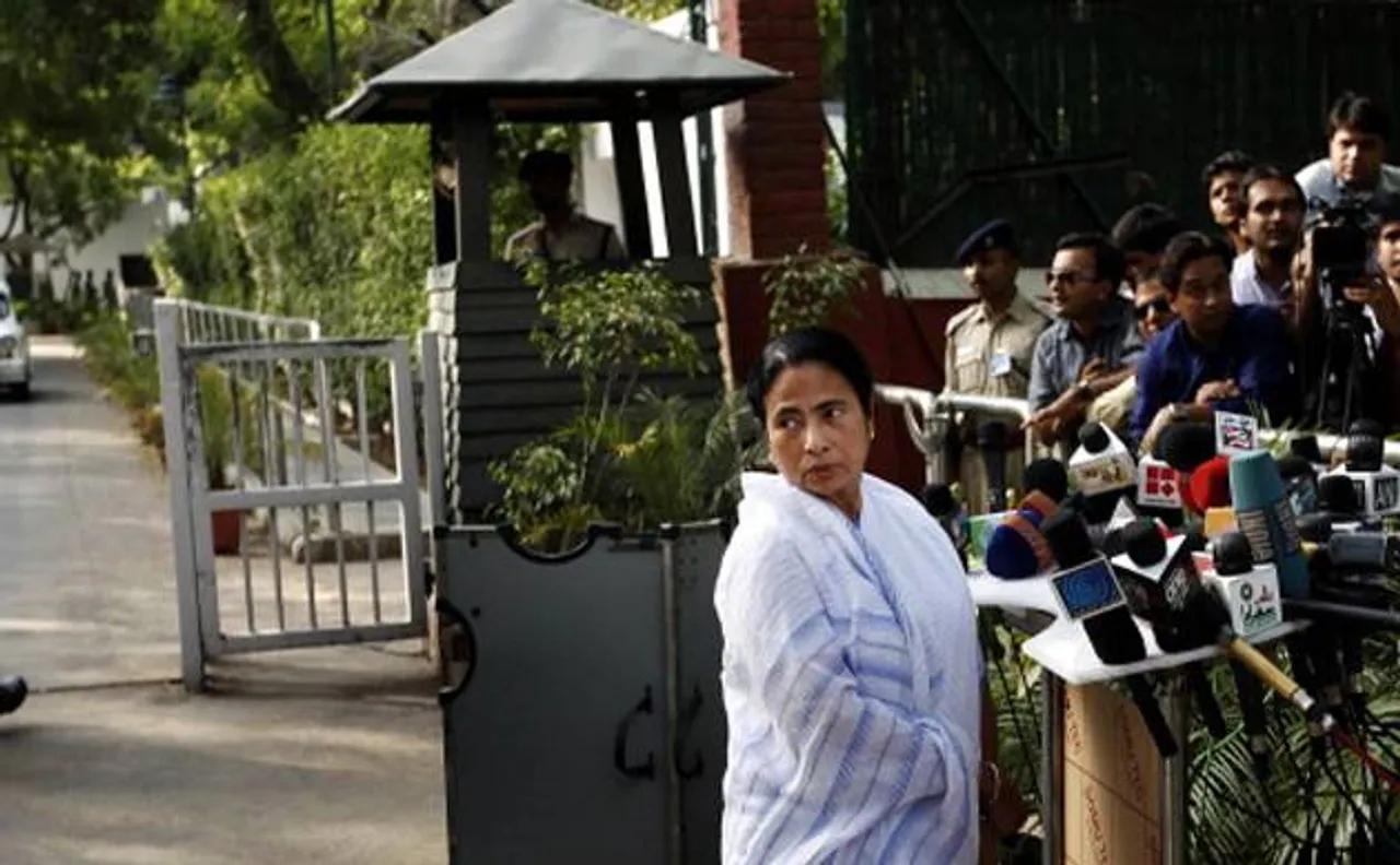 It is duty of government to protect interest of IT companies, says Mamata on concern over H1B visa