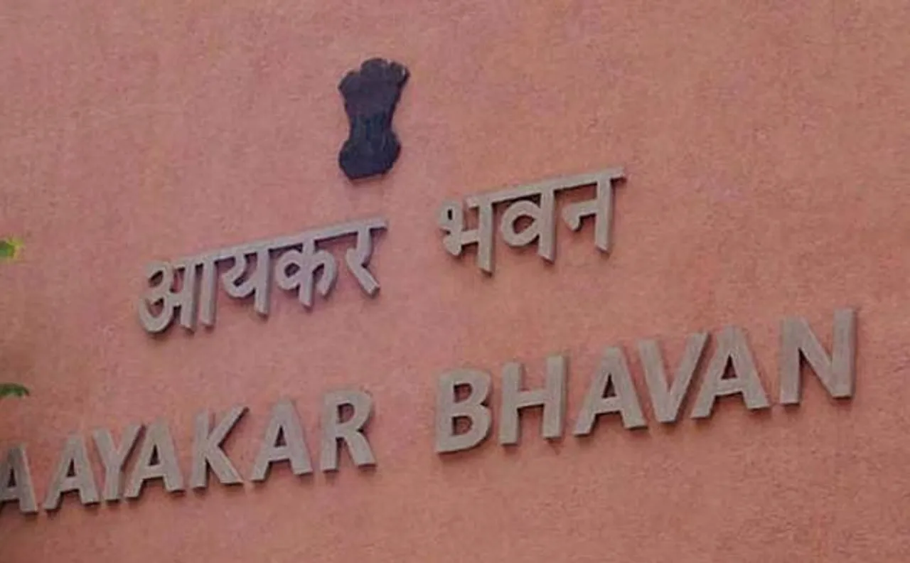 Income tax officers can now reopen up to 10-year old tax cases in big cash transactions
