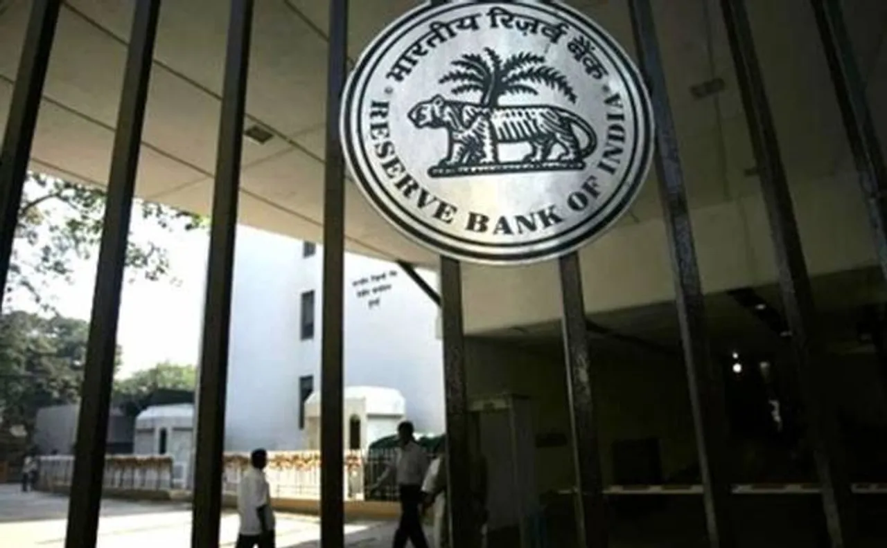 RBI Deputy Governor SS Mundra asks bankers to report loan frauds on quick basis