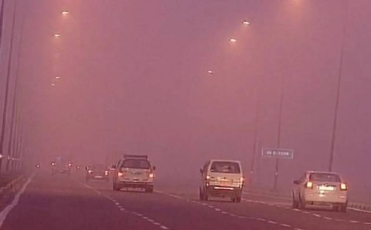 Dense fog shrouds Delhi: 32 north-bound trains delayed and 3 cancelled