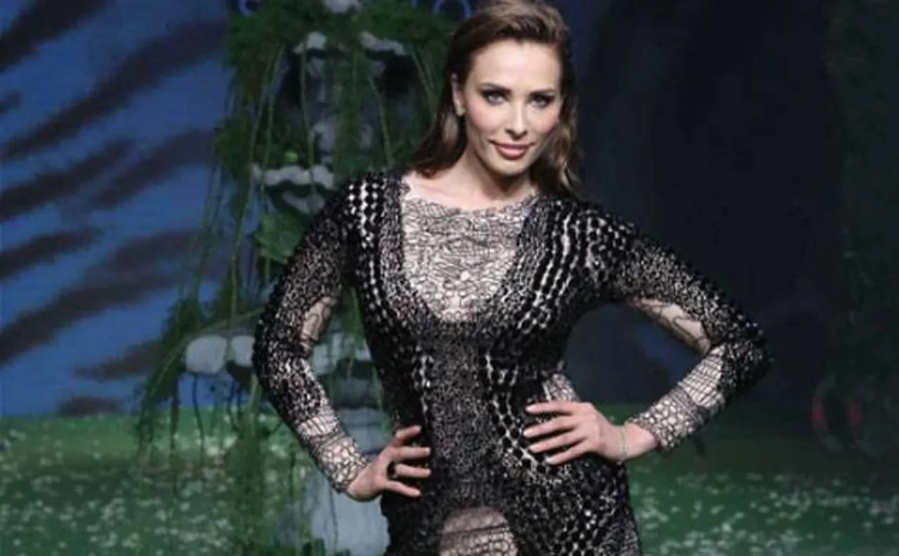 Salman Khan's rumoured girlfriend Iulia Vantur makes Indian runway debut at LFW (Watch Video)