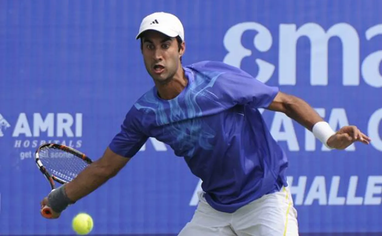 Davis Cup: Yuki Bhambri, Ramkumar Ramanathan secure straight set wins in singles to hand India commanding 2-0 lead against New Zealand