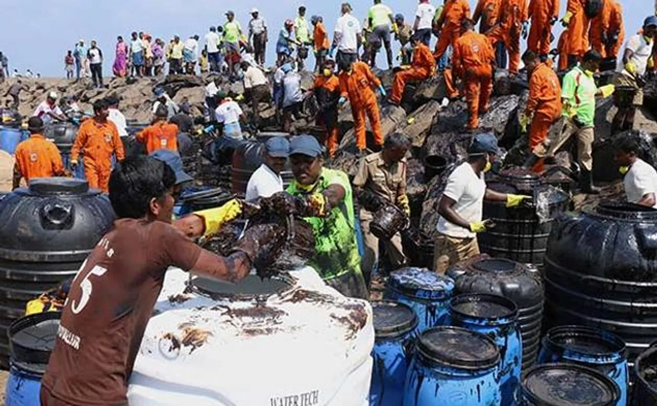 Chennai oil spill: 65 tonnes of sludge removed, over 90% of clean-up work over, says Centre