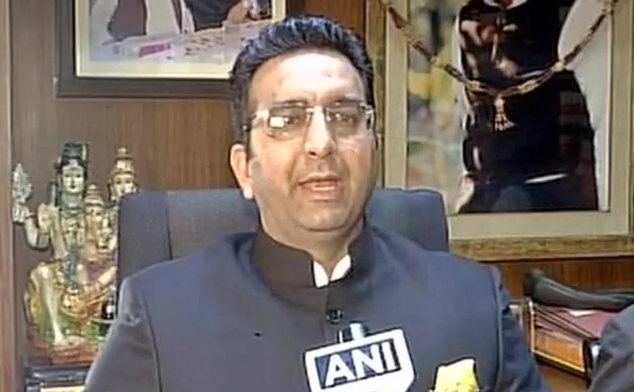 Samajwadi Party spokesperson Gaurav Bhatia resigns from all party posts