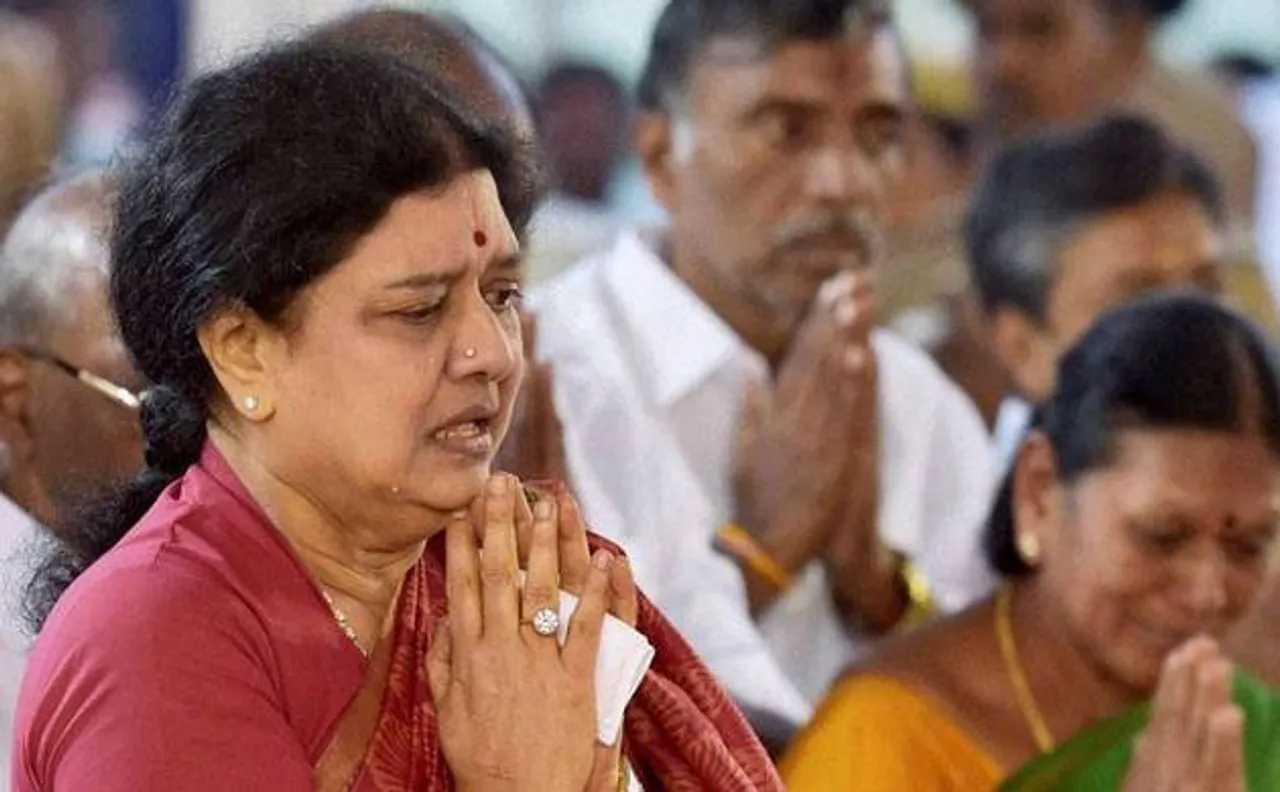 Clouds of uncertainty shroud VK Sasikalaâ€™s swearing-in as Tamil Nadu Chief Minister