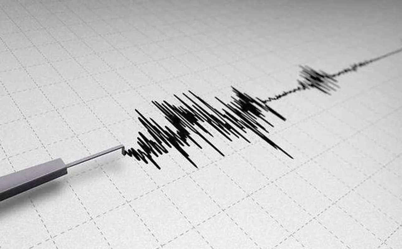Earthquake of magnitude 5.6 rattles Uttarakhand, strong tremors felt in Delhi-NCR region; NDRF teams on high alert