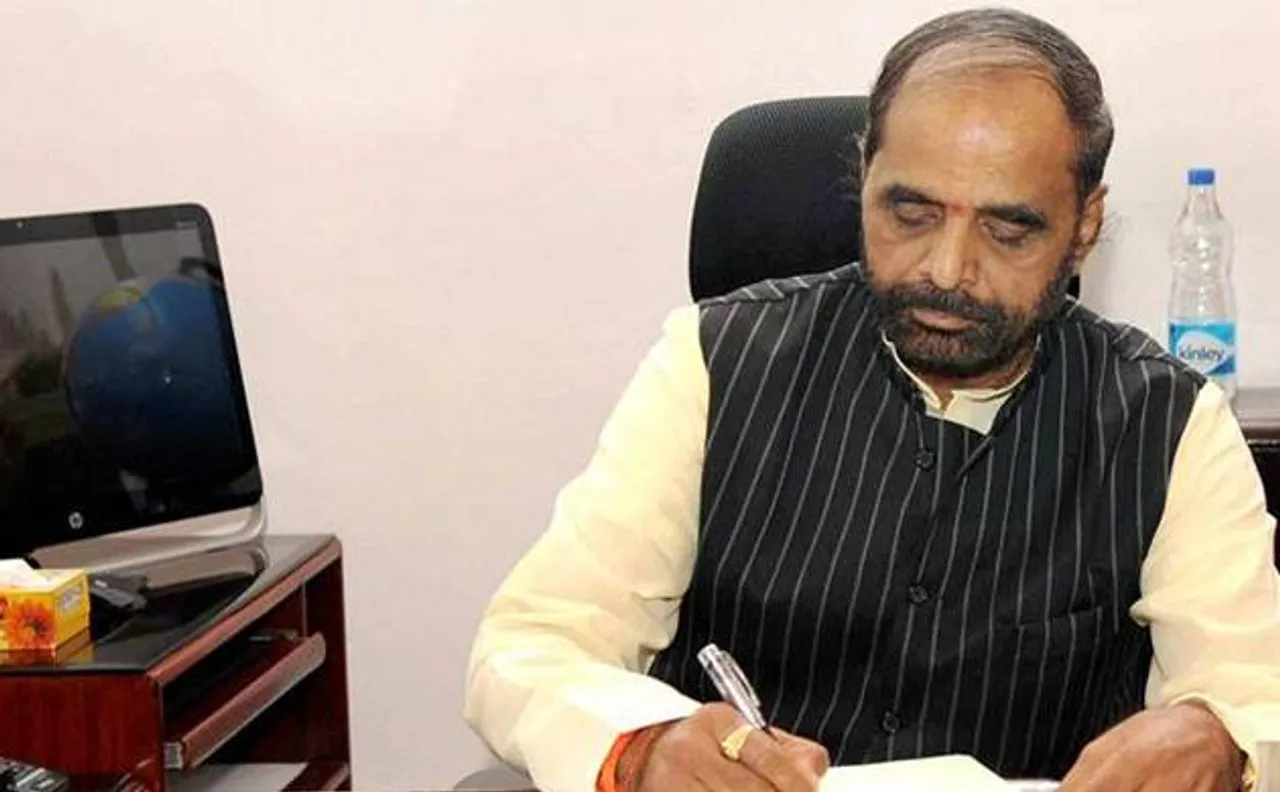 Pak infiltration bids into Jammu and Kashmir highest in 2016: MoS home affairs Hansraj Ahir