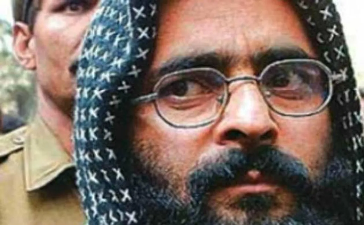 Restrictions in Srinagar, Shopian in view of Afzal Guru death anniversary