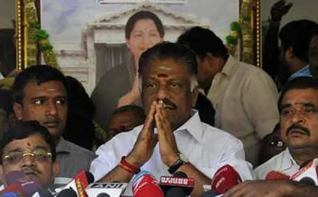 AIADMK crisis: Five more MPs support O Pannerselvam, total increases to ten