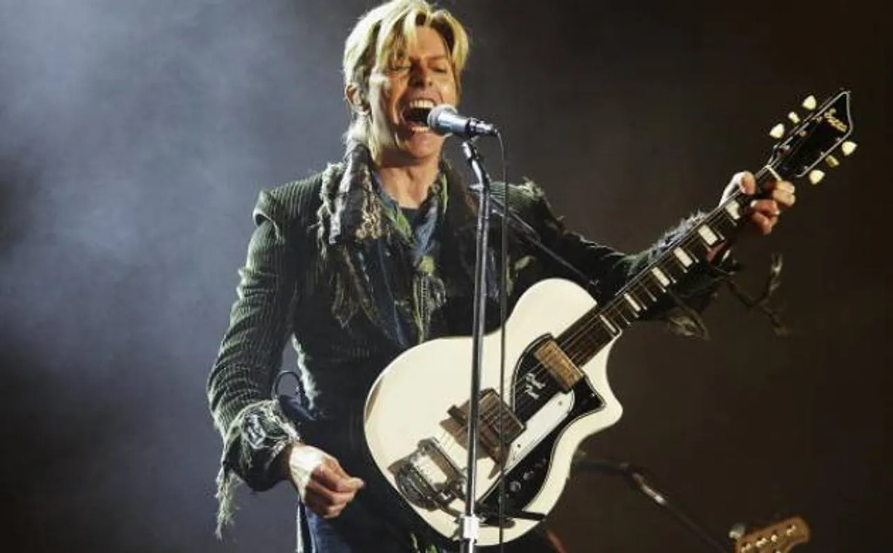 David Bowie's Blackstar wins five posthumous trophies at 59th annual Grammys