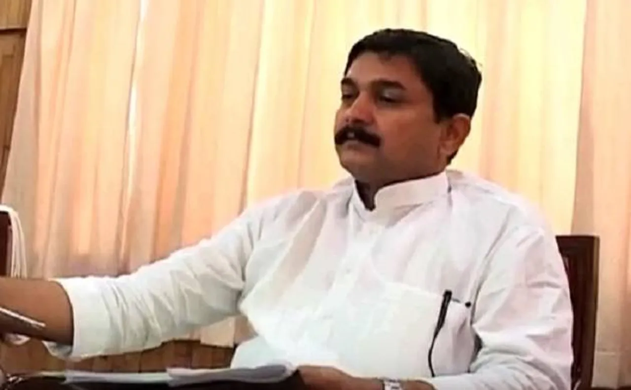 UP minister Vijay Kumar Mishra joins BSP, terms SP as 'anti-Brahmin'