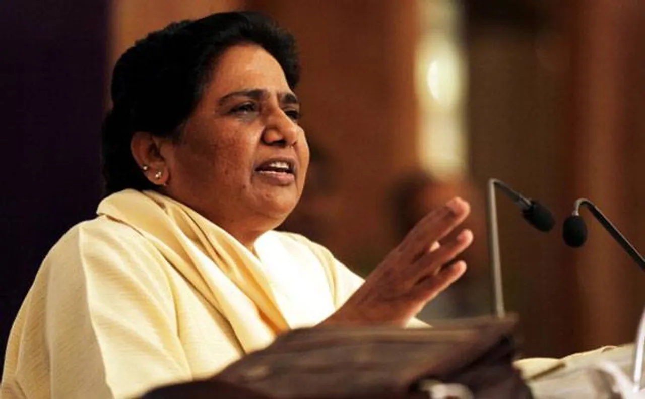 SP-Cong alliance is opportunistic, it aims to avoid crushing defeat in UP: Mayawati