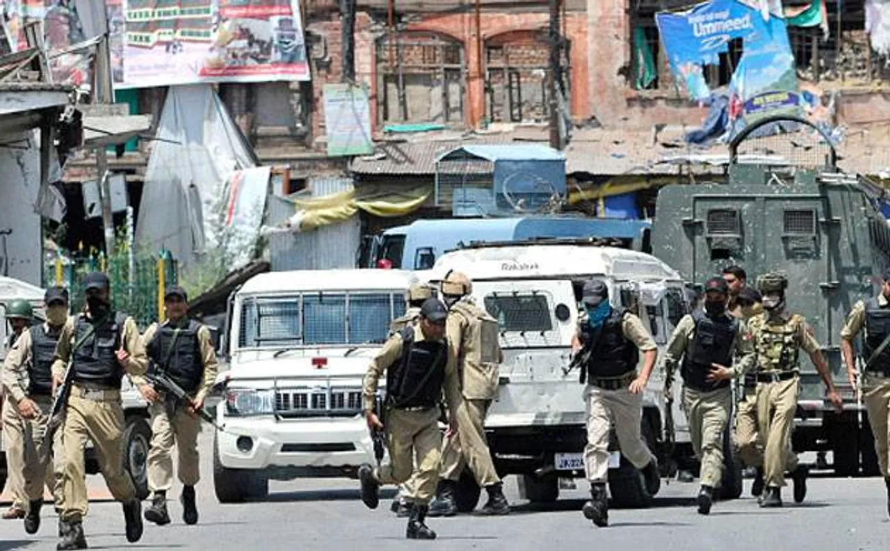 Jammu & Kashmir police books module of Hizbul Mujahideen terror outfit