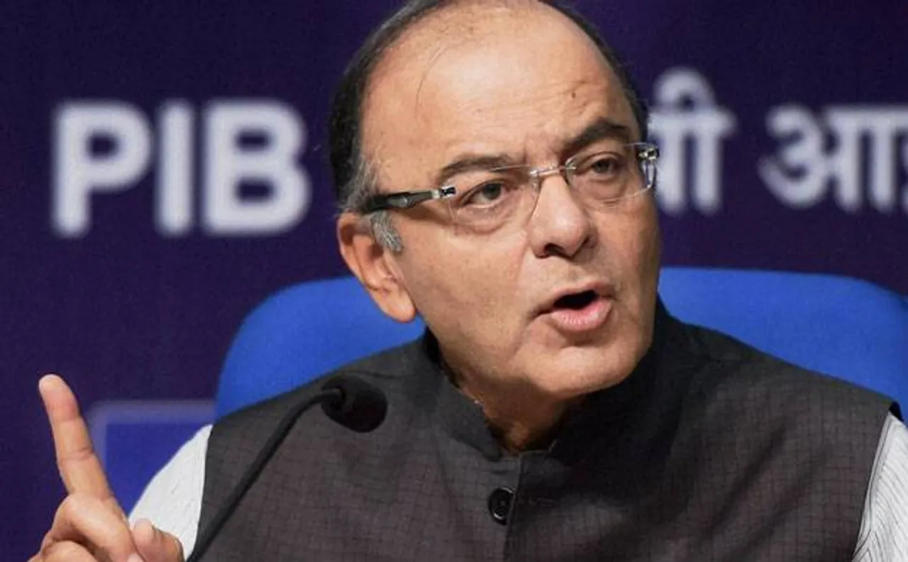 Arun Jaitley calls Congress a crowd around fading dynasty