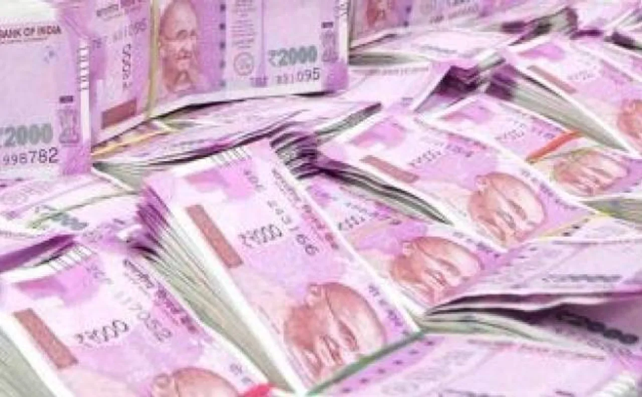 Govt warns banks over non-acceptance of tax under PMGKY scheme