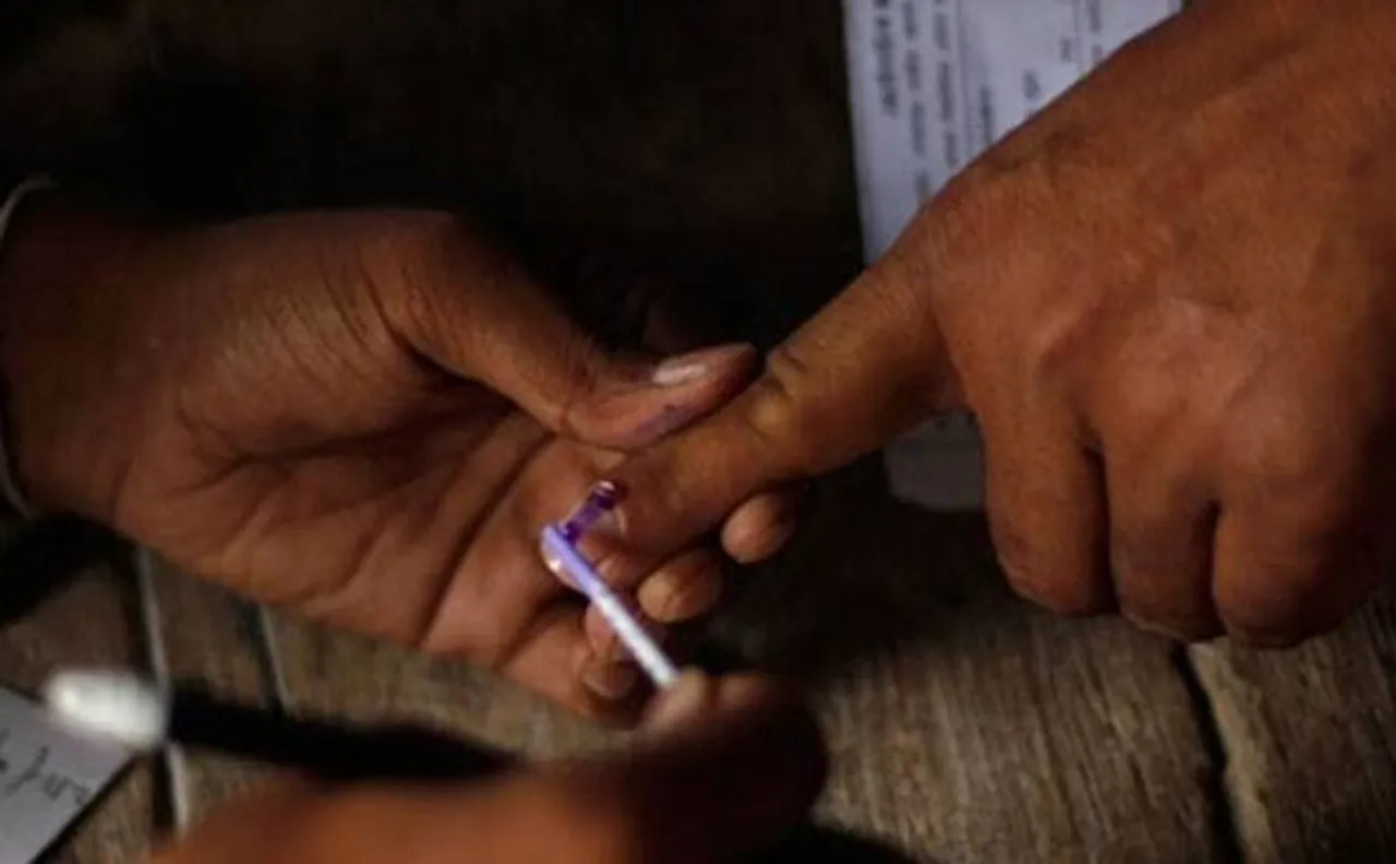 BMC polls: Differences in Congress over Shiv Senaâ€™s Mayor candidate