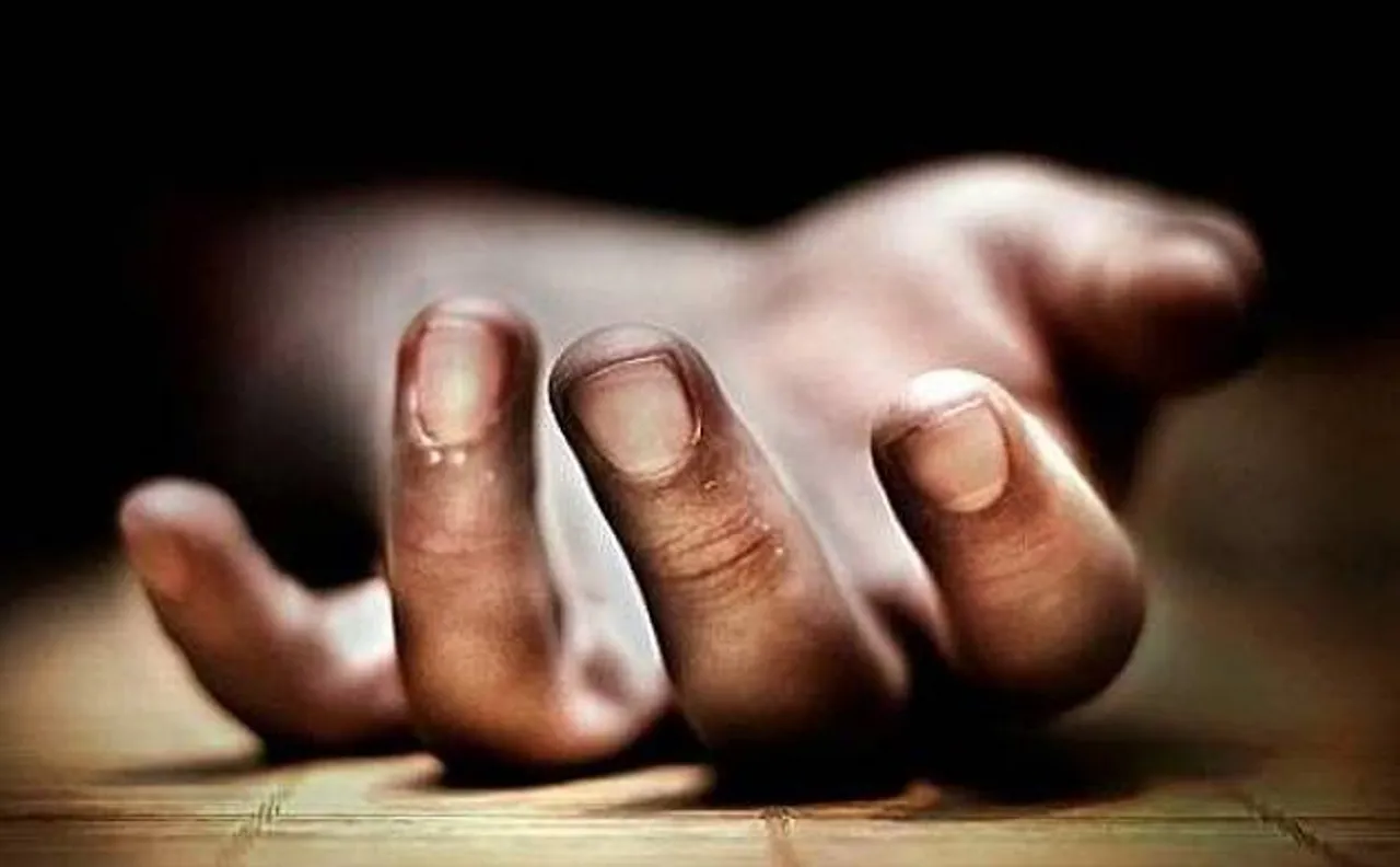 Body of woman living with mother's skeleton found in Agra