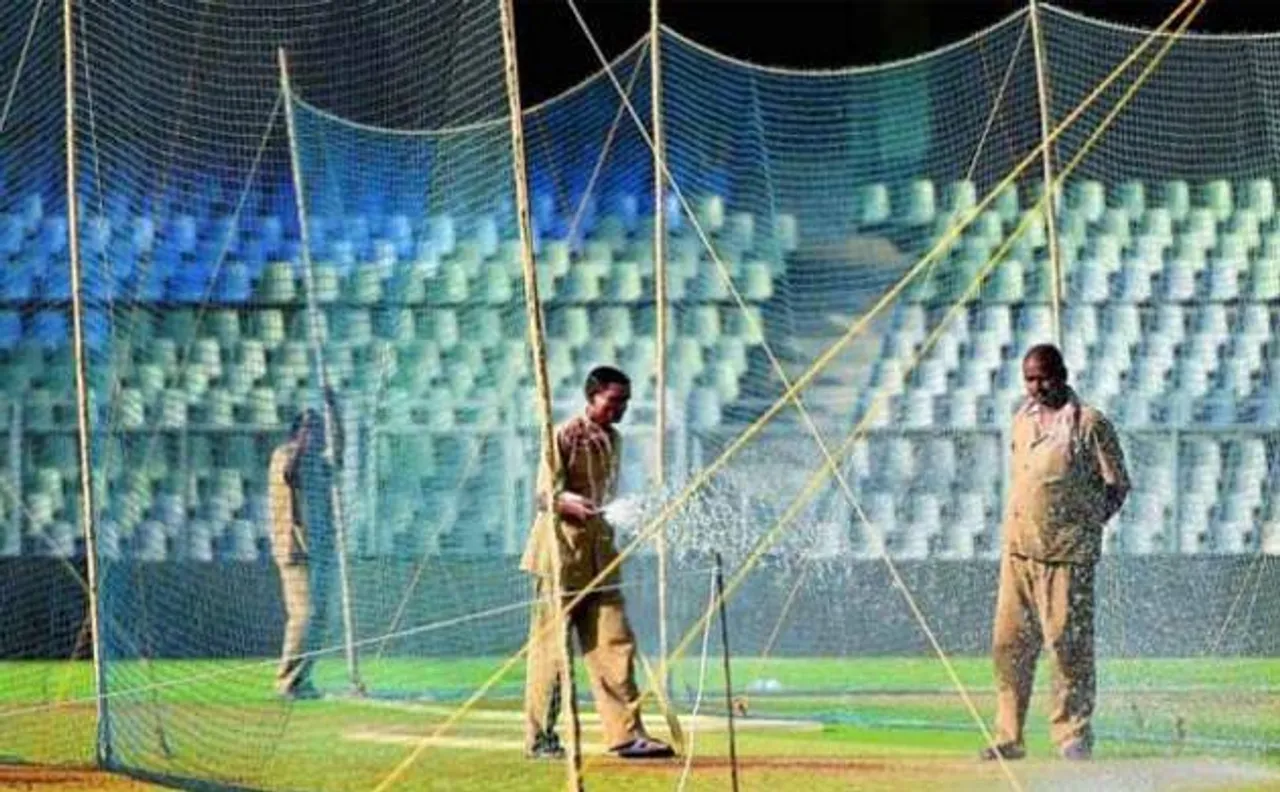 India vs Australia: ICC match referee Chris Broad gives â€˜poorâ€™ rating to Pune pitch