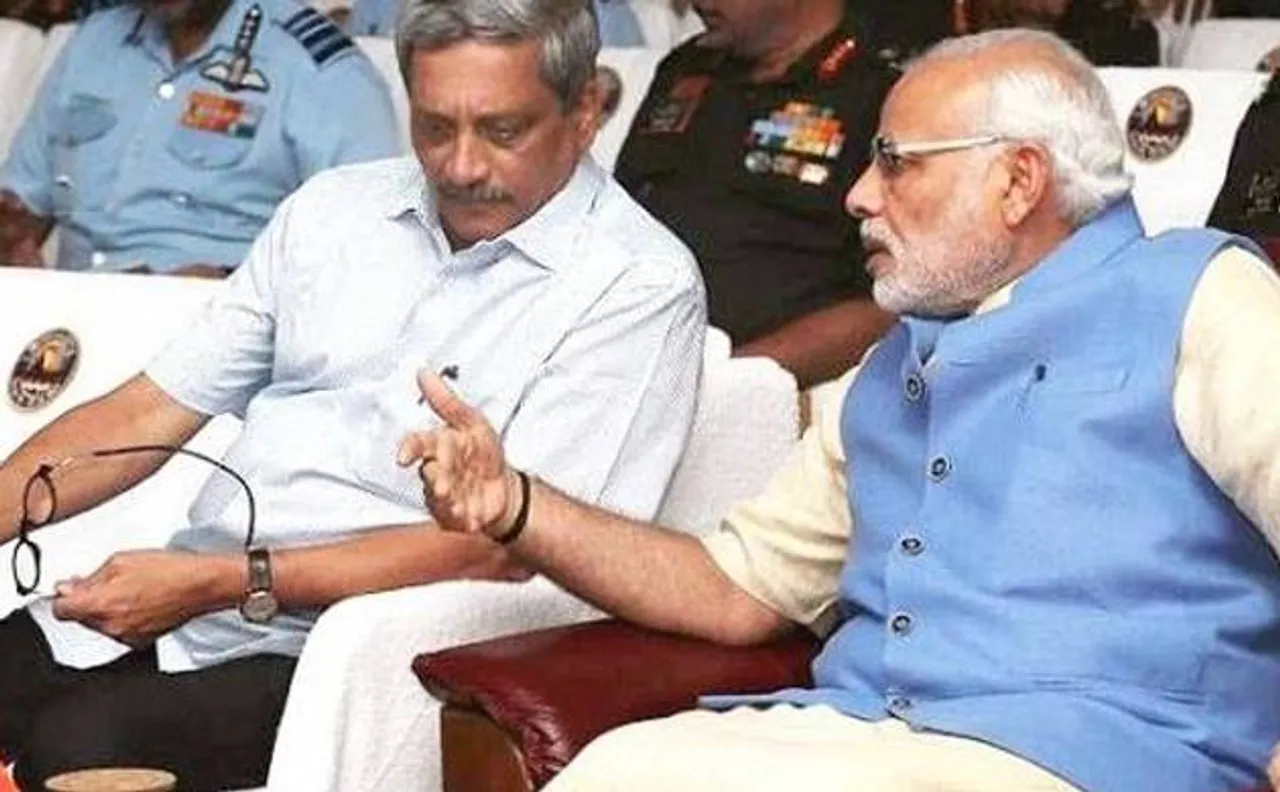 Army exam paper leak: Shiv Sena attacks Manohar Parrikar; says Modi govt's image shattered