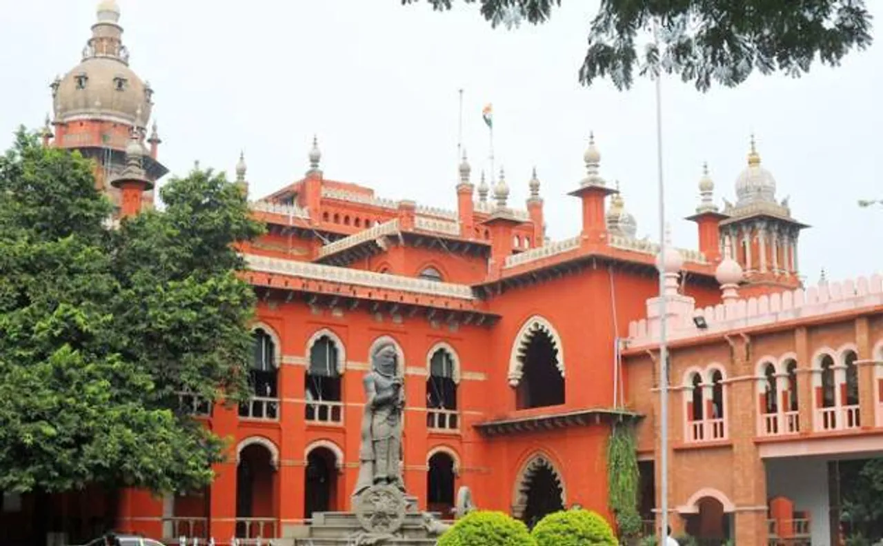 Fire tragedy: HC issues contempt notice to TN govt 